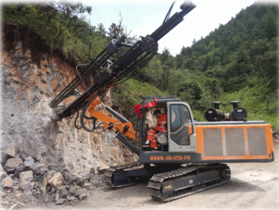 二級建造師考試公路知識點(diǎn)：橋梁隧道機械的性能、生產(chǎn)能力及適用條件
